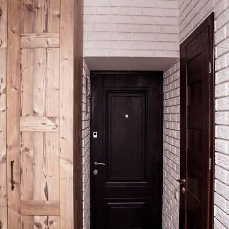 Apartment In The City Center In The House With Atlantes Odesa Exterior foto